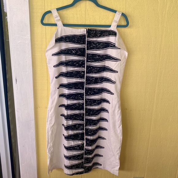 TuTuVi Dress, Size M - Picture 2 of 8